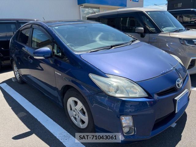 Toyota PRIUS 2009-09 7329476-1