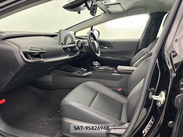 Toyota PRIUS 2023-01 7329421-18