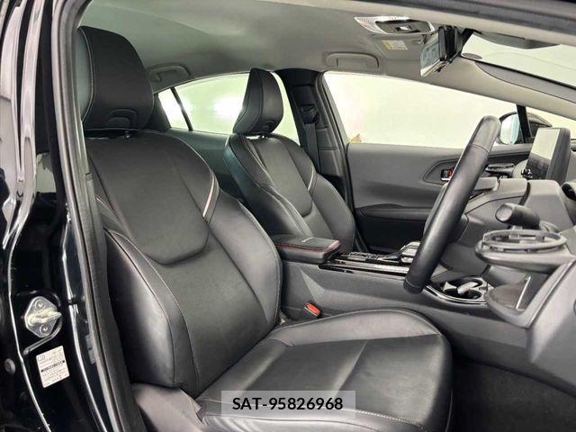 Toyota PRIUS 2023-01 7329421-20
