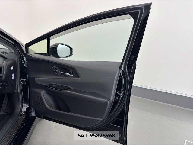 Toyota PRIUS 2023-01 7329421-28