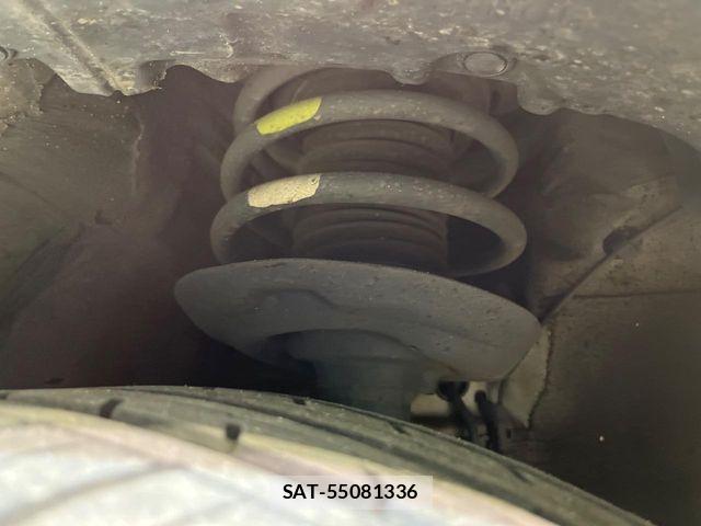 Toyota PRIUS 2017-08 7332702-19