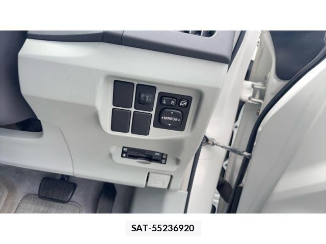 Toyota PRIUS 2009-07 7329468-12
