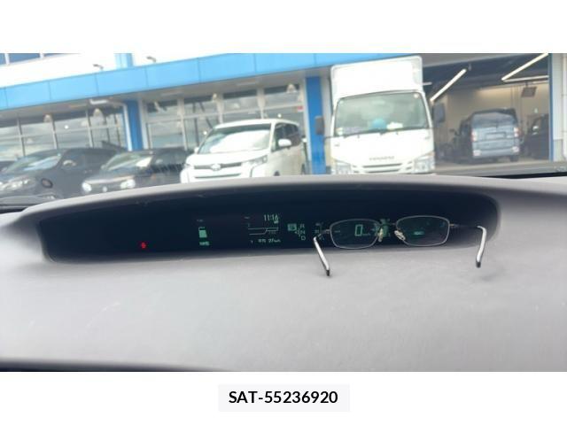 Toyota PRIUS 2009-07 7329468-15