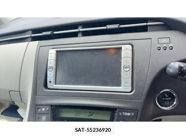 Toyota PRIUS 2009-07 7329468-16