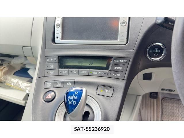 Toyota PRIUS 2009-07 7329468-17