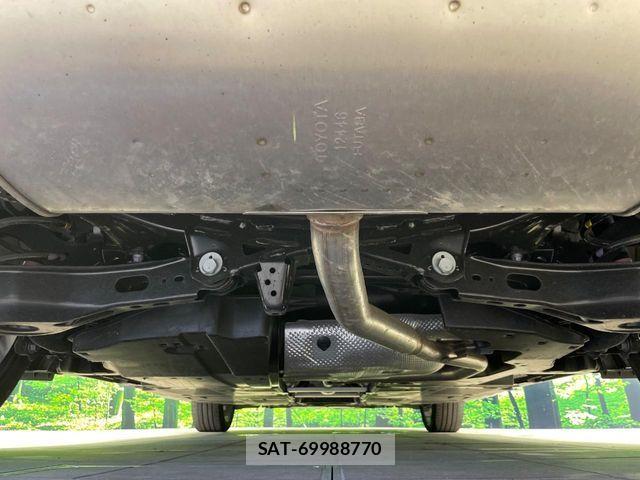 Toyota PRIUS 2024-01 7329403-18