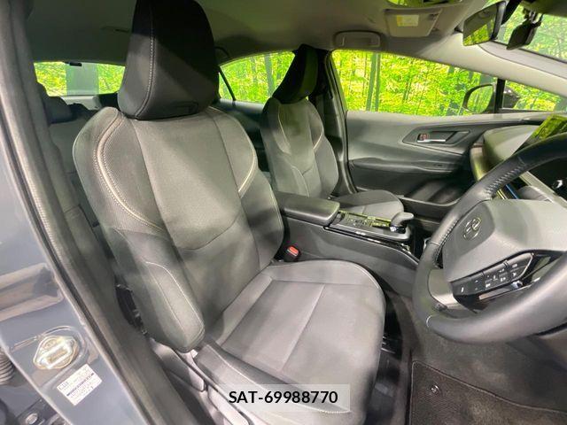 Toyota PRIUS 2024-01 7329403-7