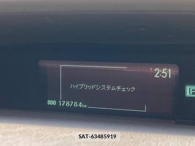 Toyota PRIUS 2010-07 7329482-16