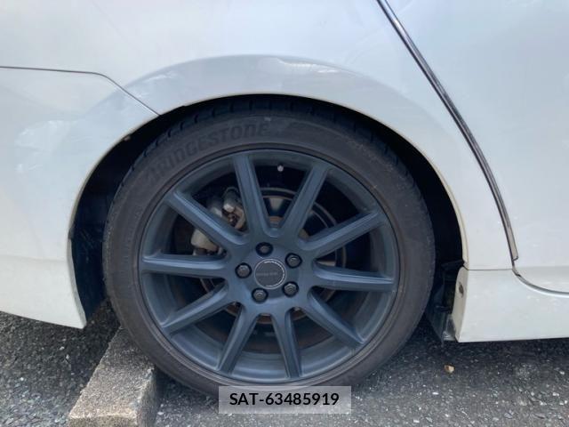 Toyota PRIUS 2010-07 7329482-4