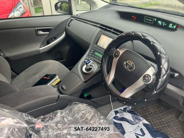 Toyota PRIUS 2009-11 7329480-14