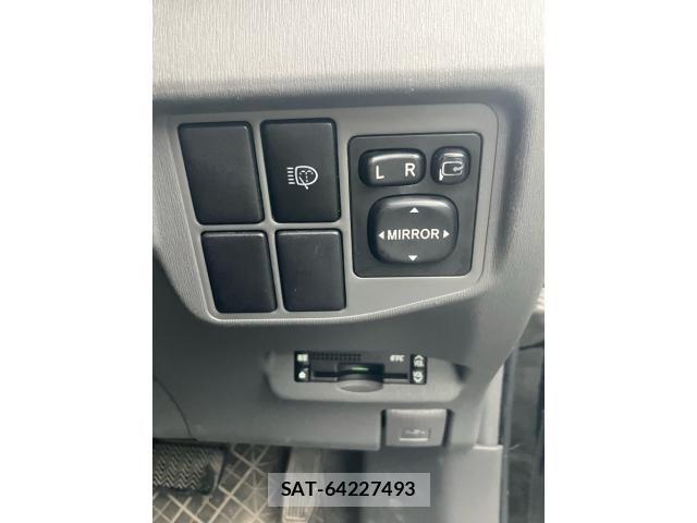 Toyota PRIUS 2009-11 7329480-18