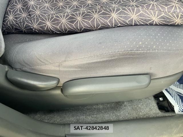 Toyota PRIUS 2008-01 7329463-14