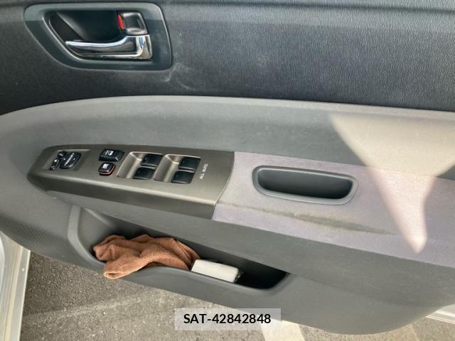 Toyota PRIUS 2008-01 7329463-17