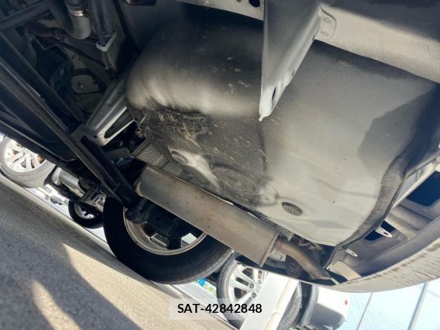 Toyota PRIUS 2008-01 7329463-25