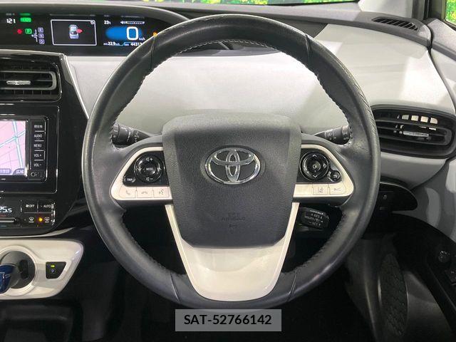 Toyota PRIUS 2017-06 7359346-10