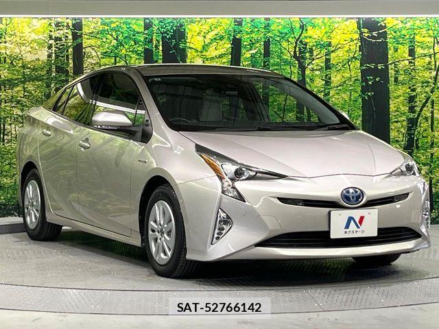 Toyota PRIUS 2017-06 7359346-15