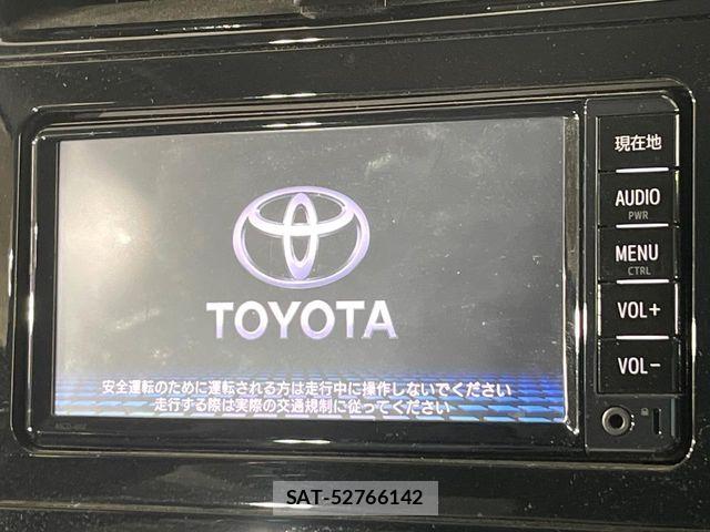 Toyota PRIUS 2017-06 7359346-1