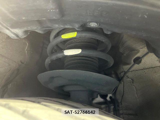 Toyota PRIUS 2017-06 7359346-19