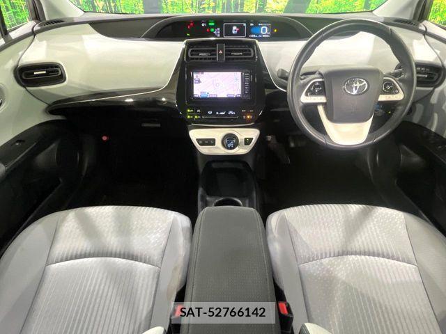 Toyota PRIUS 2017-06 7359346-4