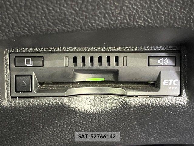 Toyota PRIUS 2017-06 7359346-5