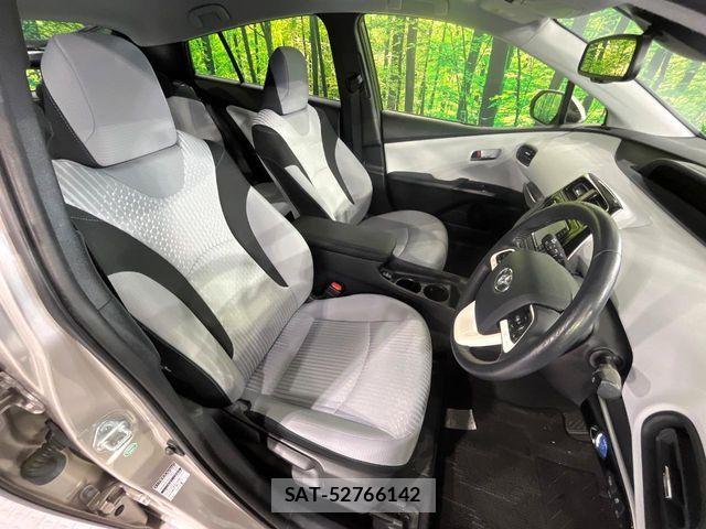 Toyota PRIUS 2017-06 7359346-7