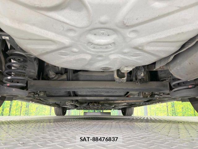 Toyota PRIUS 2012-02 7359384-18