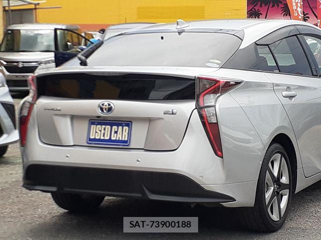 Toyota PRIUS 2017-12 7359341-10