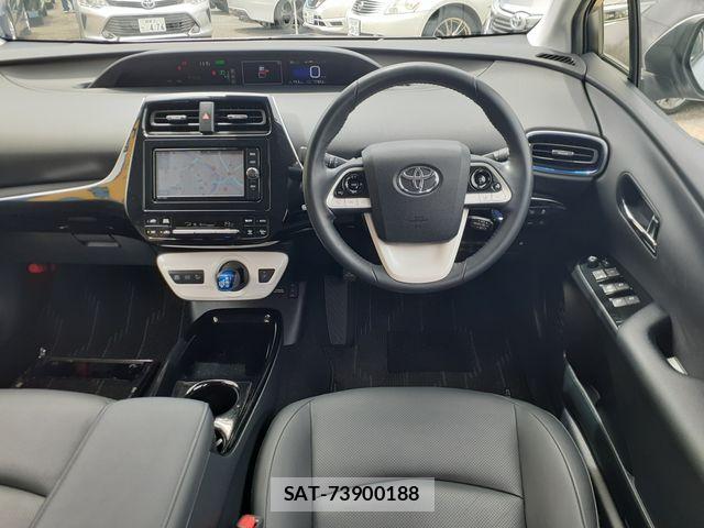 Toyota PRIUS 2017-12 7359341-14