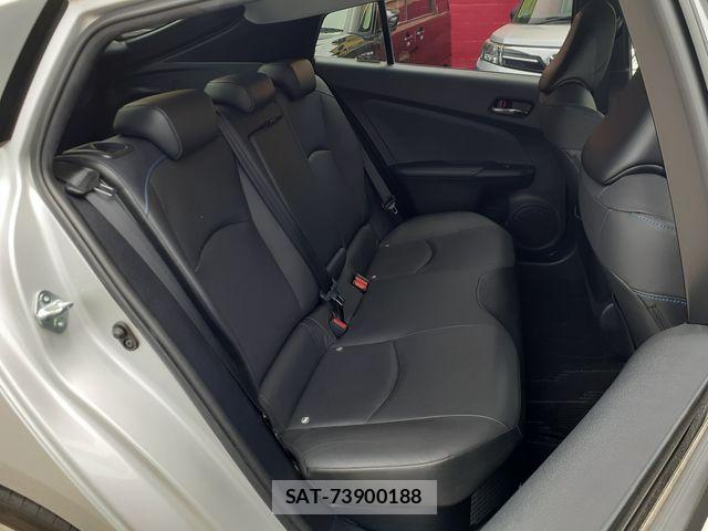 Toyota PRIUS 2017-12 7359341-16
