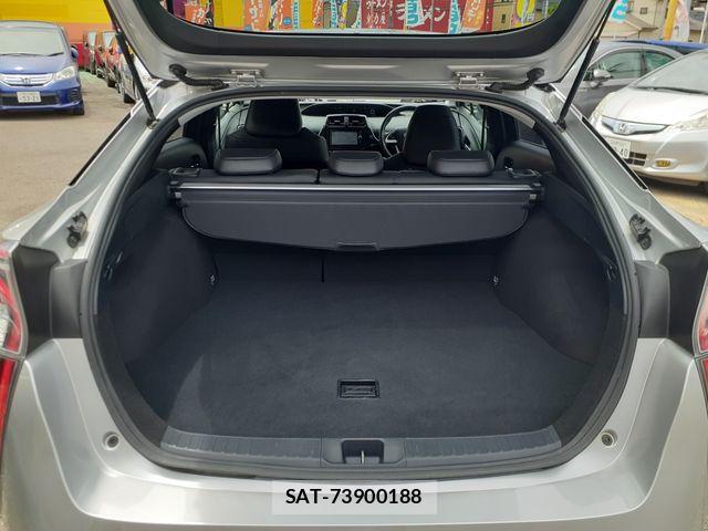 Toyota PRIUS 2017-12 7359341-17