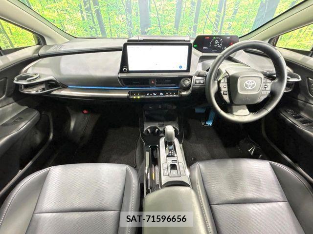 Toyota PRIUS 2024-10 7359324-1