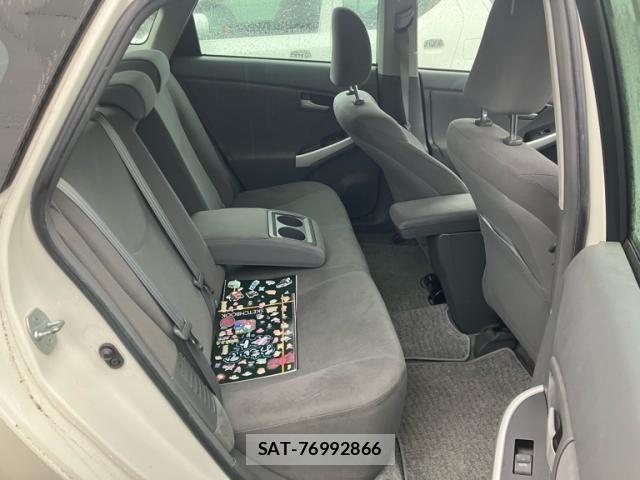 Toyota PRIUS 2011-09 7359393-18