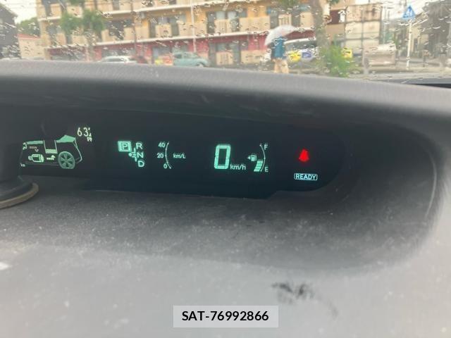 Toyota PRIUS 2011-09 7359393-24