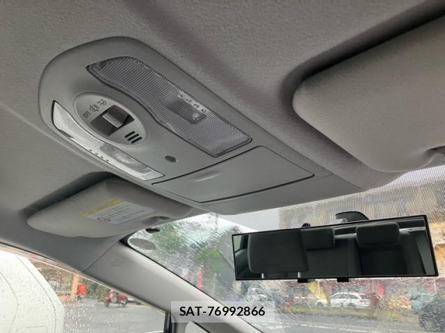 Toyota PRIUS 2011-09 7359393-27