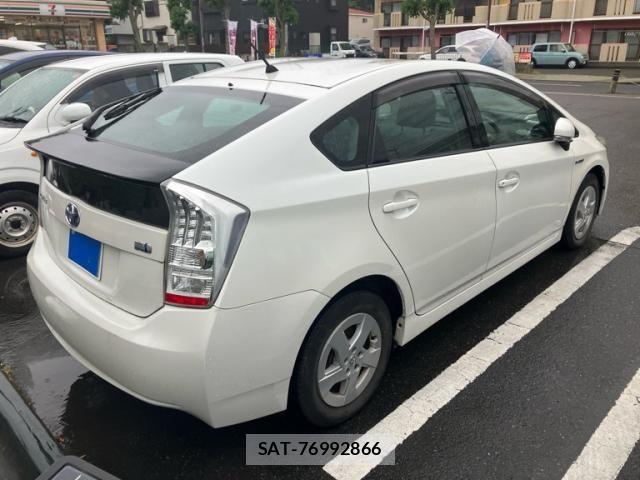 Toyota PRIUS 2011-09 7359393-3