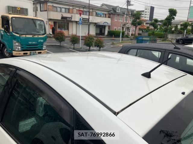 Toyota PRIUS 2011-09 7359393-6