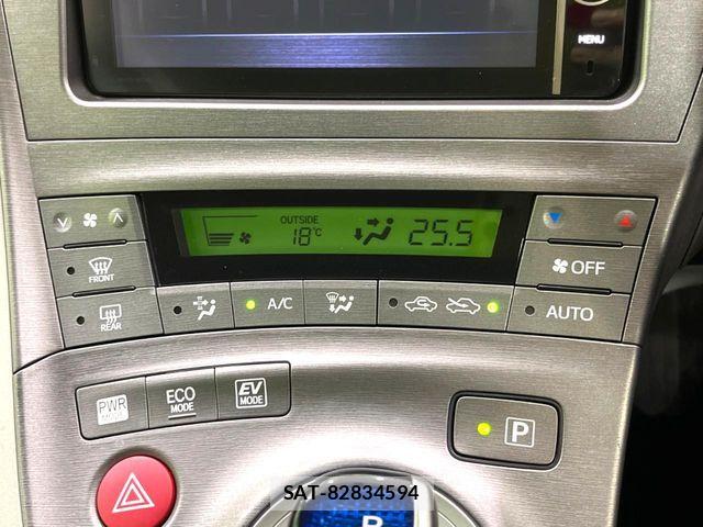 Toyota PRIUS 2014-01 7359371-6