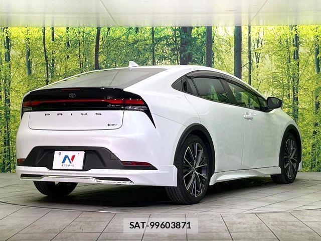 Toyota PRIUS 2024-03 7359329-16