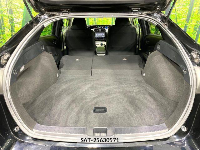 Toyota PRIUS 2016-11 7359348-11
