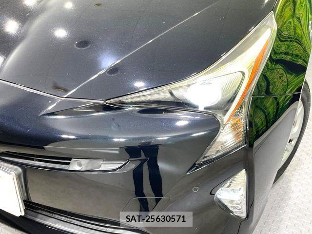 Toyota PRIUS 2016-11 7359348-13