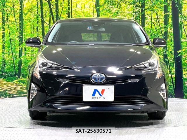 Toyota PRIUS 2016-11 7359348-15