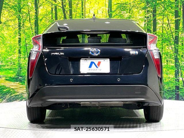 Toyota PRIUS 2016-11 7359348-16