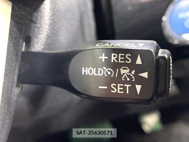 Toyota PRIUS 2016-11 7359348-6