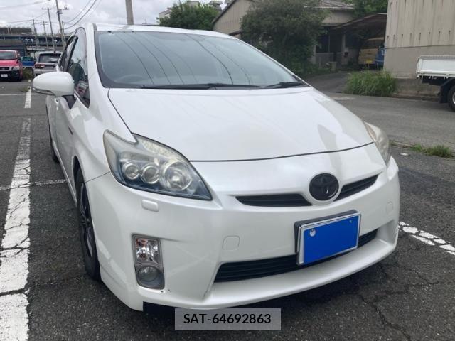 Toyota PRIUS 2009-07 7359387-1