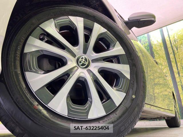 Toyota PRIUS 2019-08 7359333-12