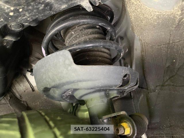 Toyota PRIUS 2019-08 7359333-19
