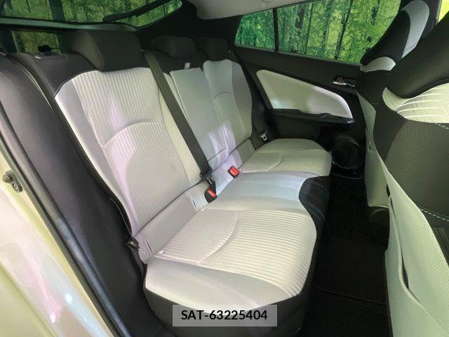 Toyota PRIUS 2019-08 7359333-8