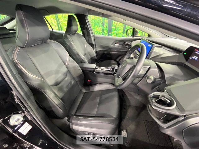 Toyota PRIUS 2023-01 7359323-7