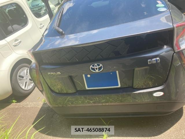 Toyota PRIUS 2017-09 7359373-2