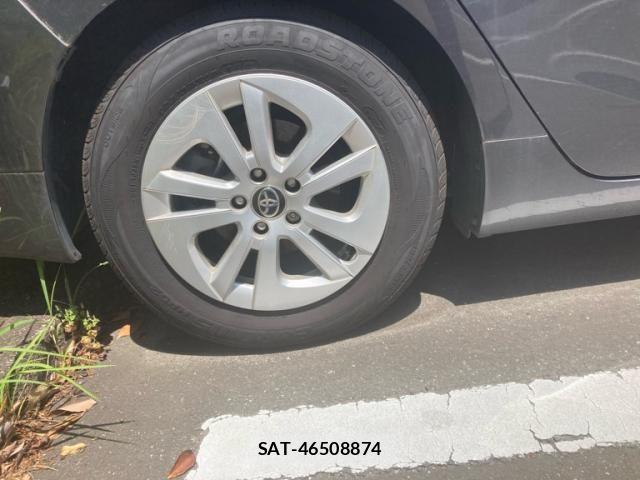 Toyota PRIUS 2017-09 7359373-7